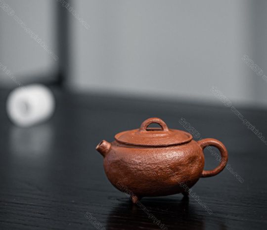 三足飲溪