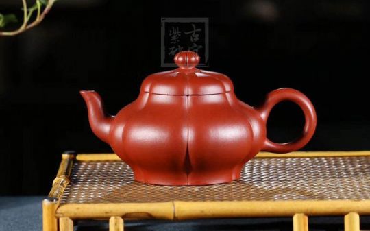 《菱韻花香》宜興紫砂菱花壺手工高級工藝美術師泡茶壺茶具大紅袍